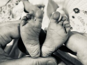 newborn baby feet